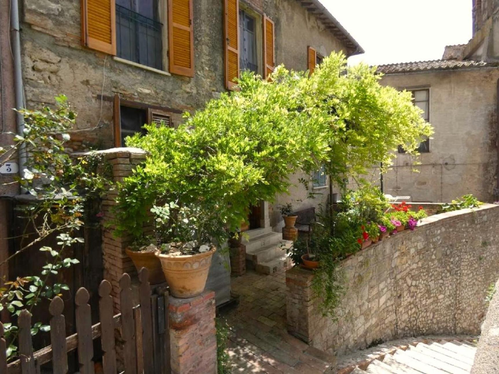 Appartamento Scappo In Umbria, La Loggia Amelia Esterno foto